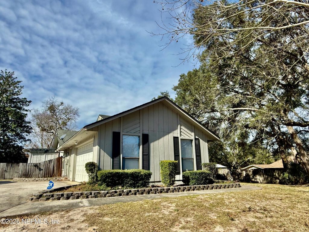 902 LAKERIDGE Drive, Orange Park, FL 32065