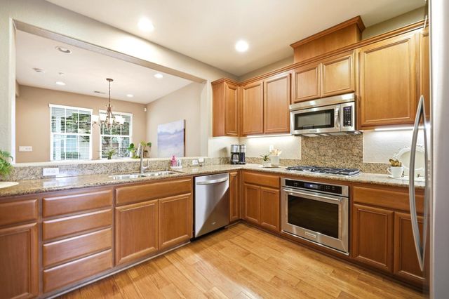 7902 English Oak Circle, Gilroy, CA 95020