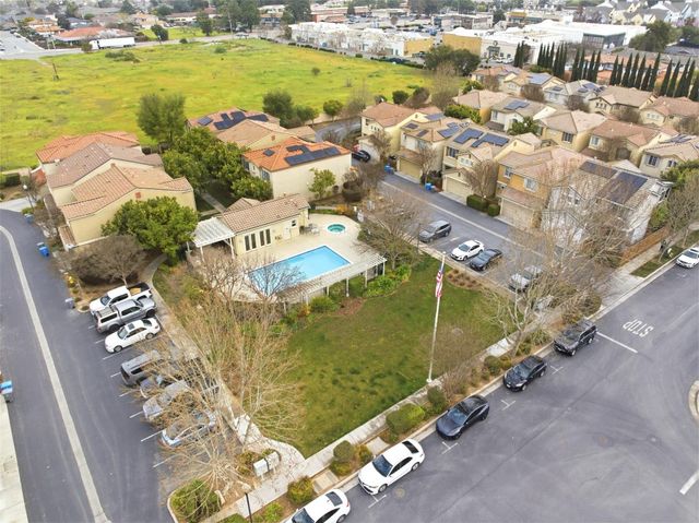 7902 English Oak Circle, Gilroy, CA 95020