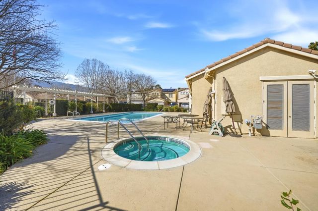 7902 English Oak Circle, Gilroy, CA 95020