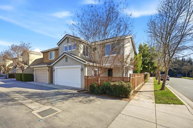 7902 English Oak Circle, Gilroy, CA 95020
