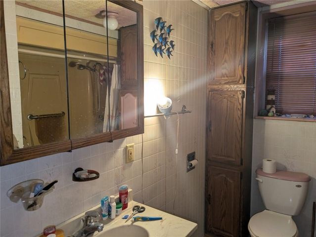 302 E Colorado Avenue, St Joseph, MO 64504