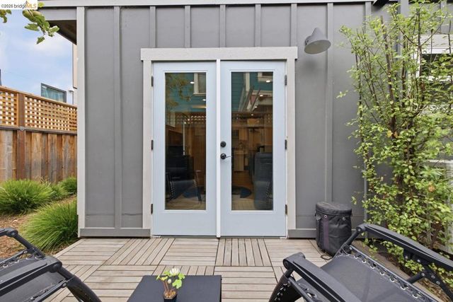 1519 Fairview St 2, Berkeley, CA 94703