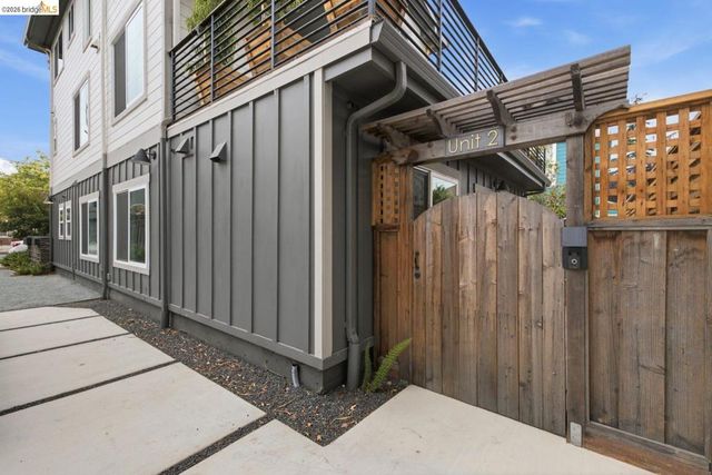 1519 Fairview St 2, Berkeley, CA 94703