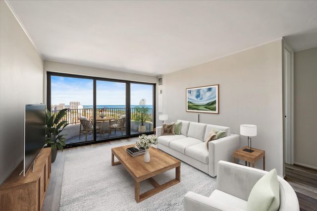 2020 N Lincoln Park West 30C, Chicago, IL 60614