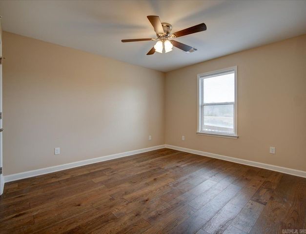 5208 Canter Lane, Jacksonville, AR 72076