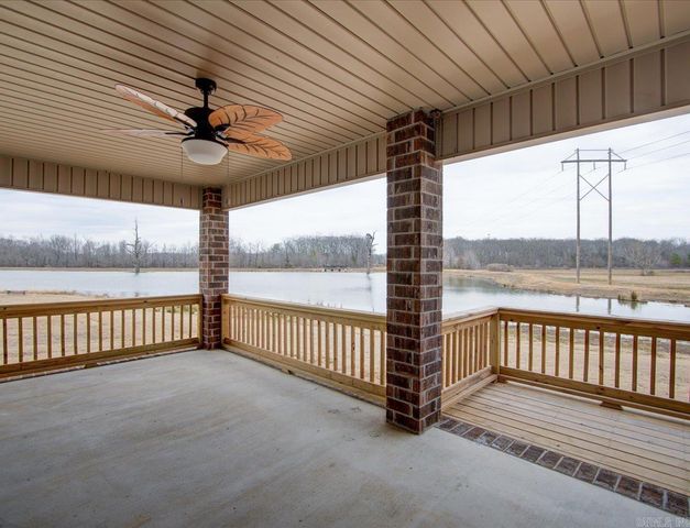 5208 Canter Lane, Jacksonville, AR 72076