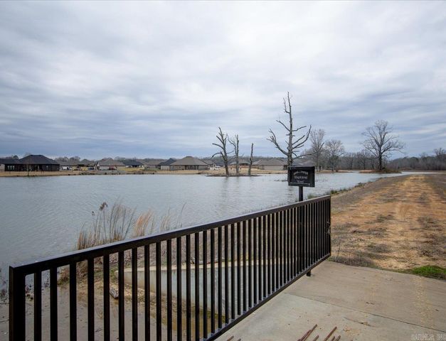 5208 Canter Lane, Jacksonville, AR 72076