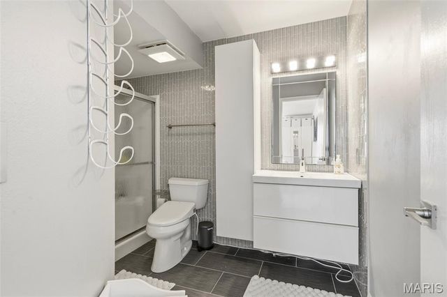 1217 Mangrove Lane 5, St Louis, MO 63125