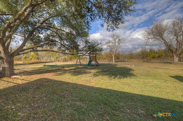 140 Baker Creek Loop, San Marcos, TX 78666