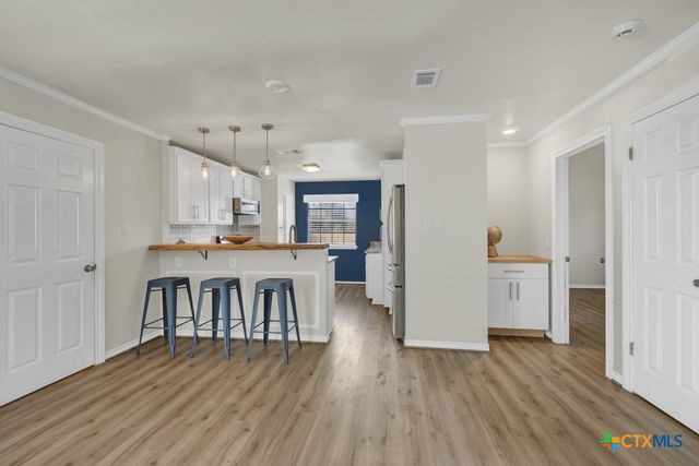 140 Baker Creek Loop, San Marcos, TX 78666