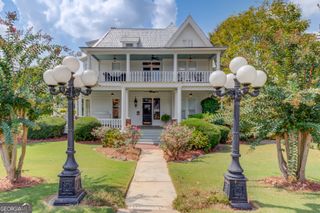 74 White Street, Hoschton, GA 30548