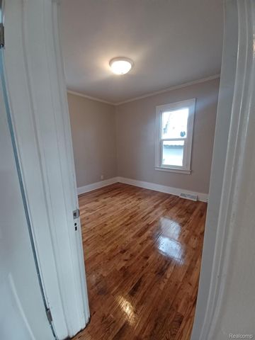 15496 Minock Street, Detroit, MI 48223