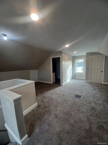 15496 Minock Street, Detroit, MI 48223