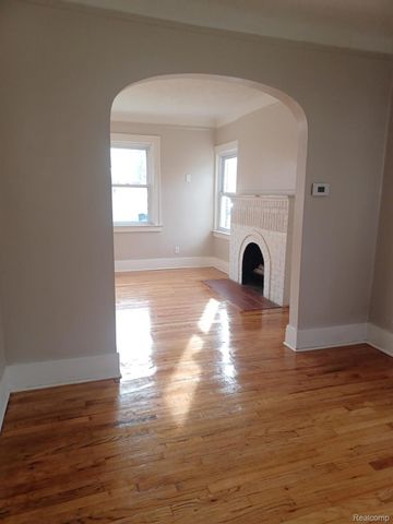 15496 Minock Street, Detroit, MI 48223