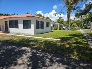 2080 NE 172nd St A, North Miami Beach, FL 33162