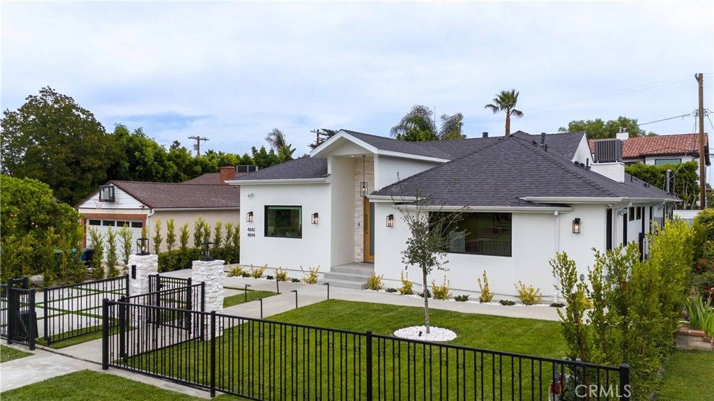 4842 Biloxi Avenue, Toluca Lake, CA 91601 — photo 2
