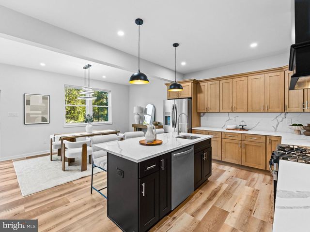 536 8TH AVE, Glassborough, NJ 08028