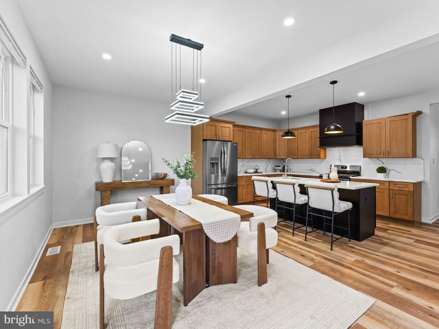 536 8TH AVE, Glassborough, NJ 08028