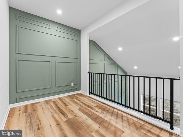 536 8TH AVE, Glassborough, NJ 08028