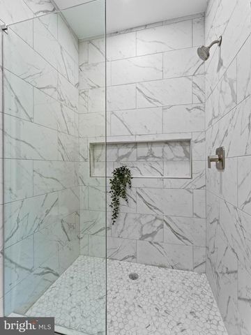 536 8TH AVE, Glassborough, NJ 08028