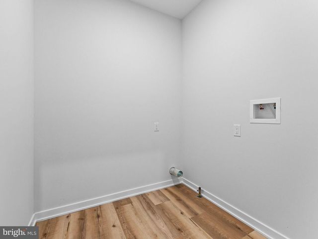 536 8TH AVE, Glassborough, NJ 08028