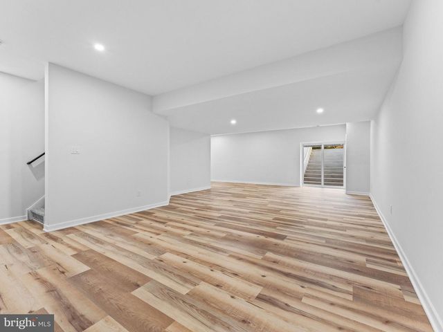 536 8TH AVE, Glassborough, NJ 08028
