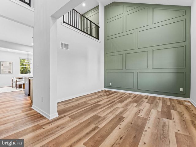 536 8TH AVE, Glassborough, NJ 08028