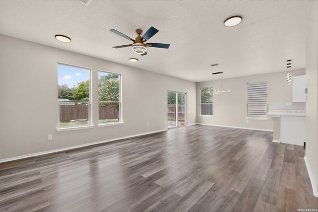 2523 Sundrop Bay, San Antonio, TX 78224
