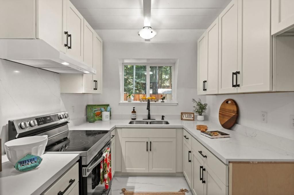 1666 Creek Drive, Felton, CA 95018