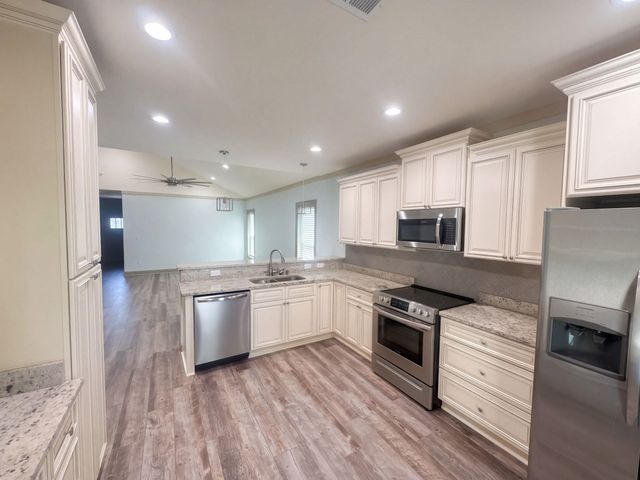 516 Truitt Dr., Longs, SC 29568