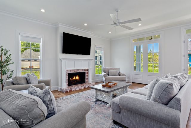 2108 Pecan Square Avenue, Shreveport, LA 71106