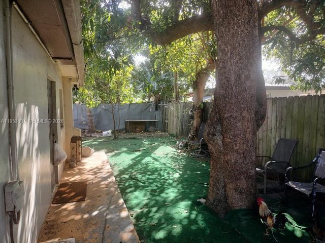 3206 SW 47th Ave, West Park, FL 33023