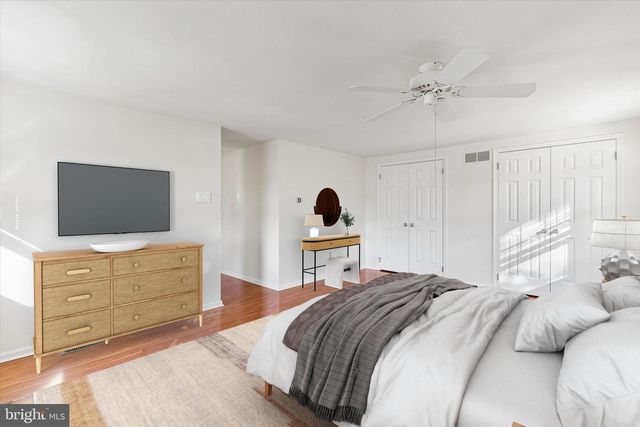 4 WINDEY WAY LN, Doylestown, PA 18901