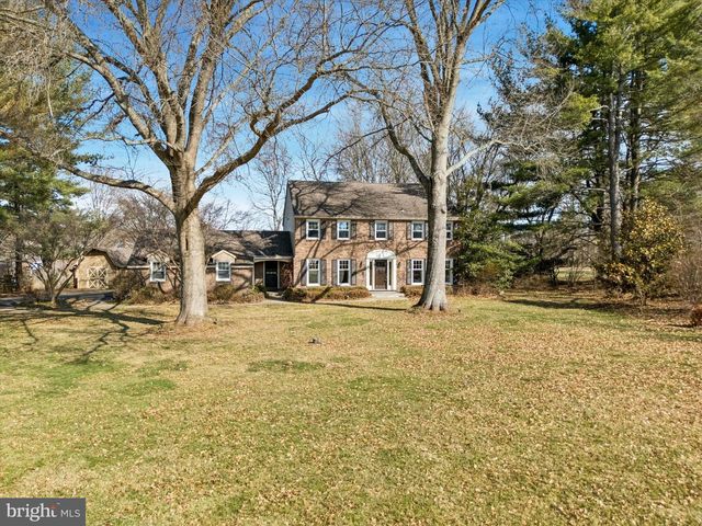 4 WINDEY WAY LN, Doylestown, PA 18901