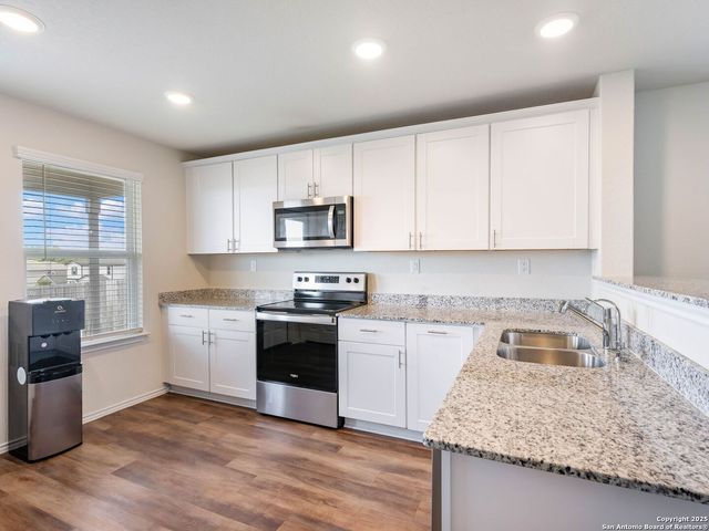 418 Forsythia, New Braunfels, TX 78130