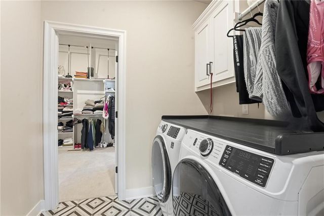 4204 Adams Drive, Blue Springs, MO 64014