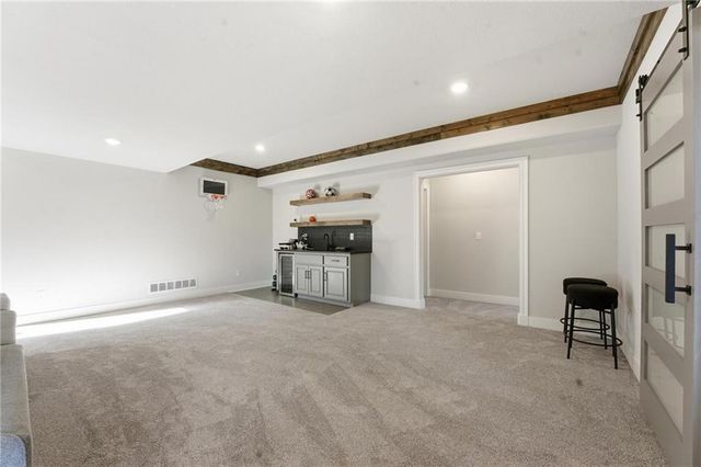 4204 Adams Drive, Blue Springs, MO 64014