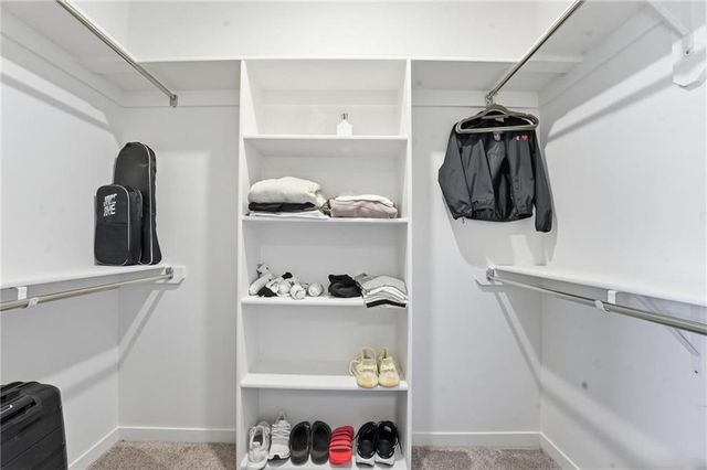 4204 Adams Drive, Blue Springs, MO 64014