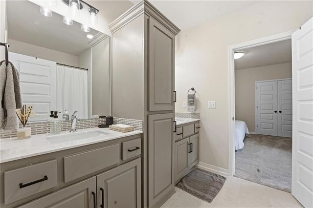 4204 Adams Drive, Blue Springs, MO 64014