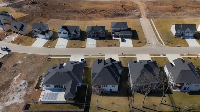 4204 Adams Drive, Blue Springs, MO 64014