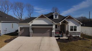 4204 Adams Drive, Blue Springs, MO 64014