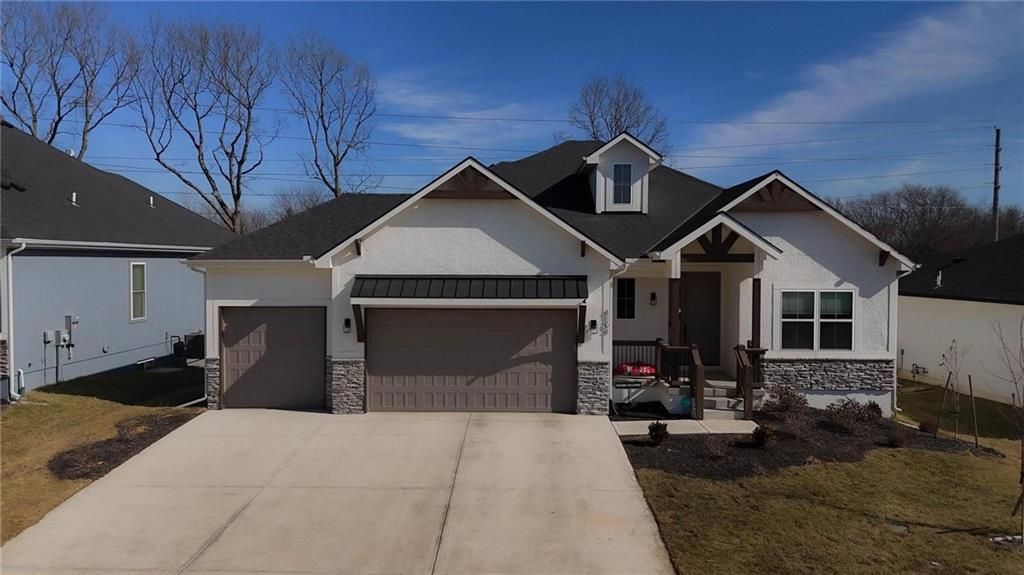 4204 Adams Drive, Blue Springs, MO 64014