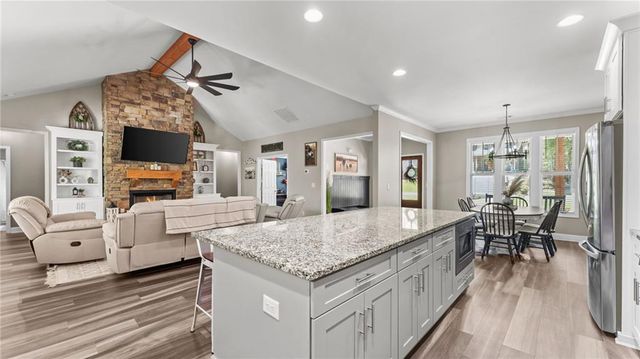 7 Moss Creek Drive NE, Rome, GA 30161