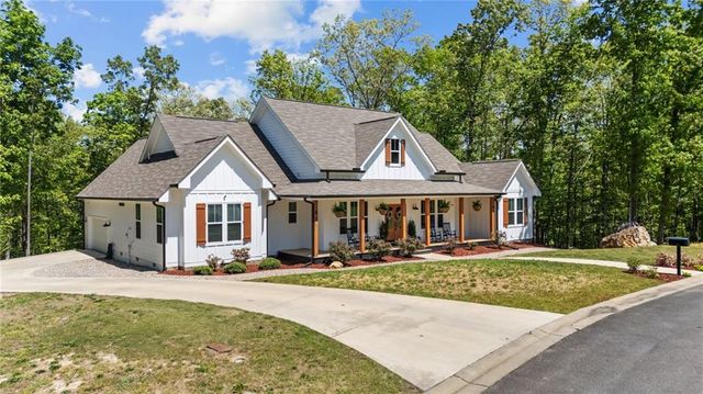 7 Moss Creek Drive NE, Rome, GA 30161