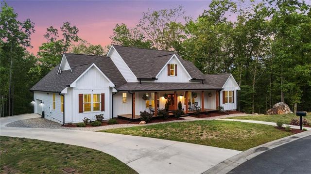 7 Moss Creek Drive NE, Rome, GA 30161