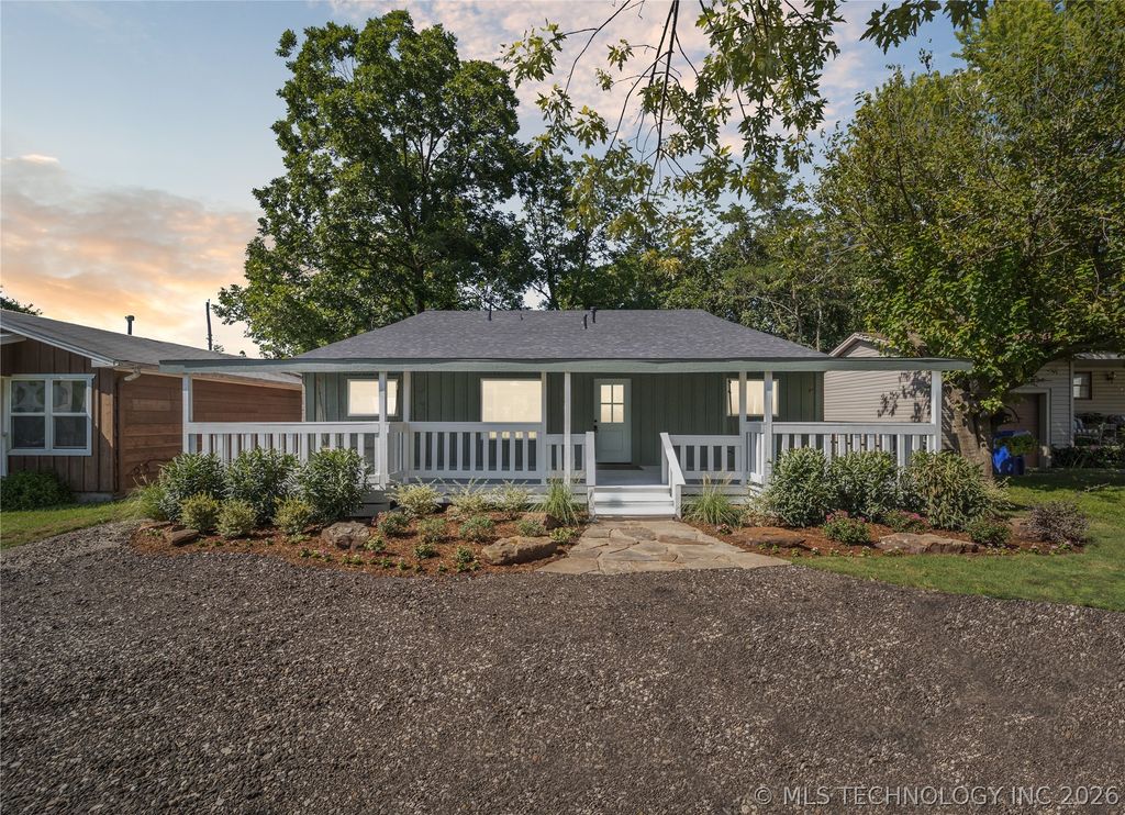 512 W Dallas Street, Broken Arrow, OK 74012