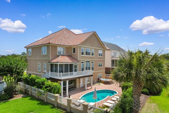 701 Hillside Dr. N, North Myrtle Beach, SC 29582