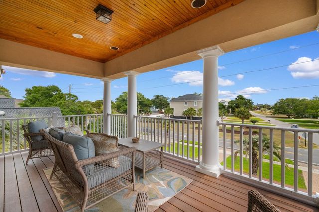 701 Hillside Dr. N, North Myrtle Beach, SC 29582