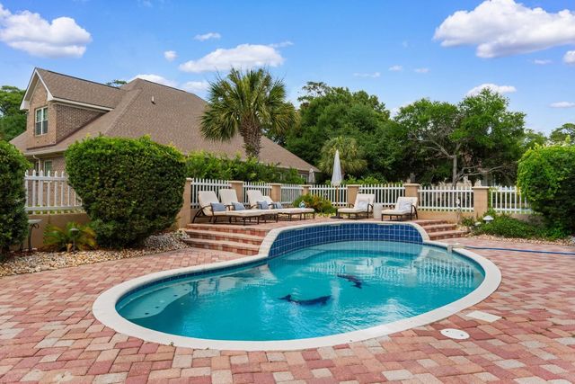 701 Hillside Dr. N, North Myrtle Beach, SC 29582